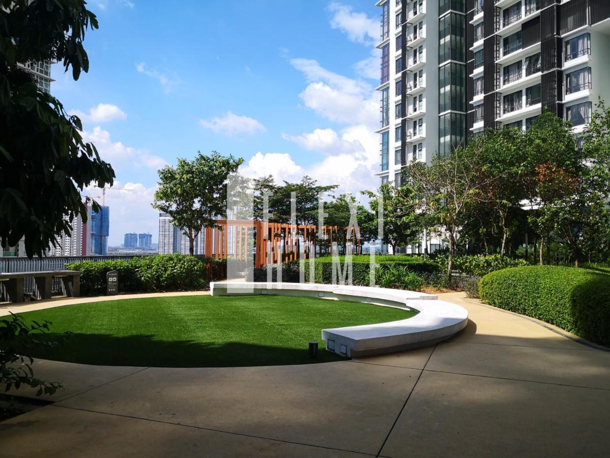 Spacious Big Room, Designed & Quiet Family Home, Eclipse In Cyberjaya By Flexihome-My エクステリア 写真