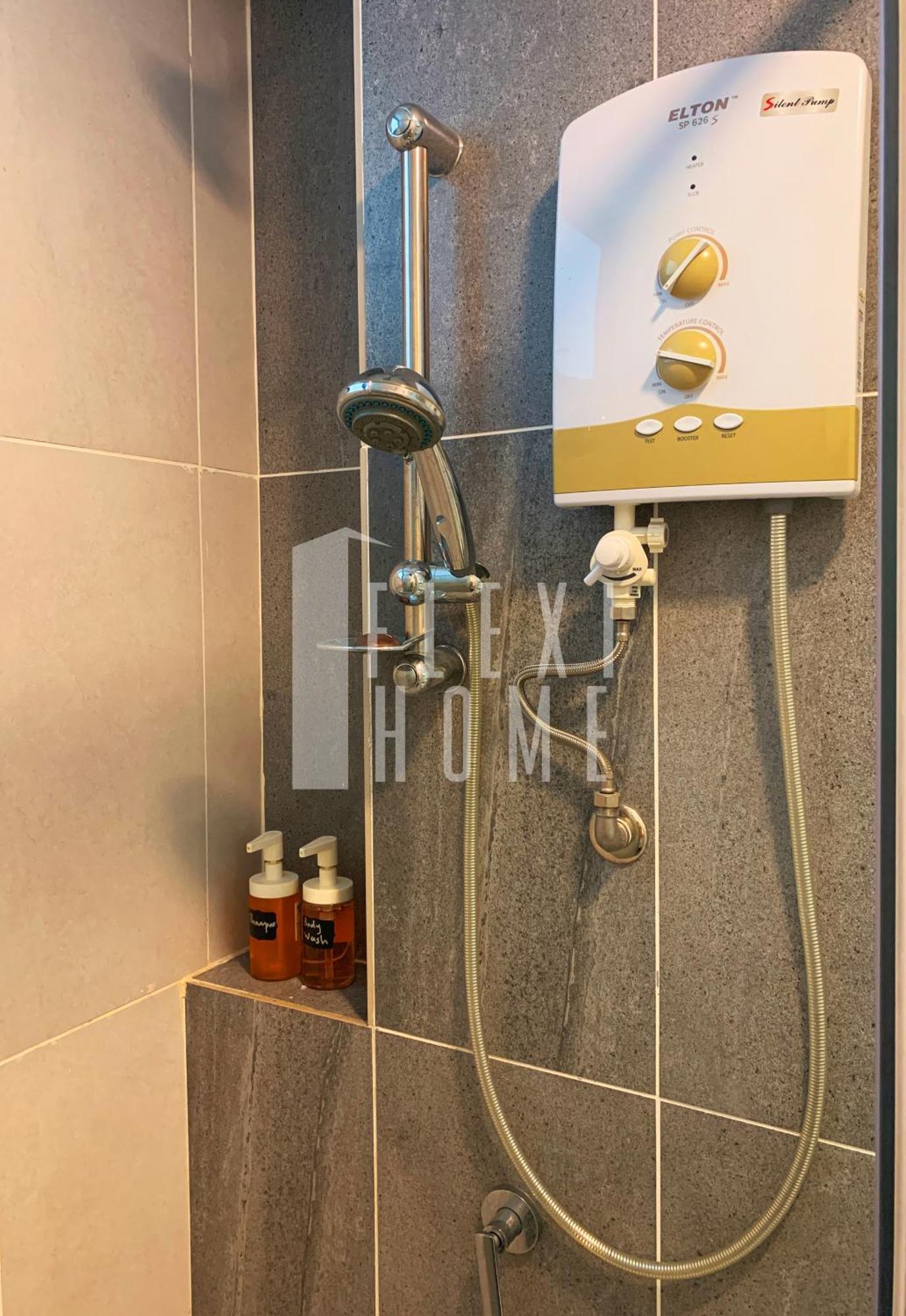 Spacious Big Room, Designed & Quiet Family Home, Eclipse In Cyberjaya By Flexihome-My 部屋 写真